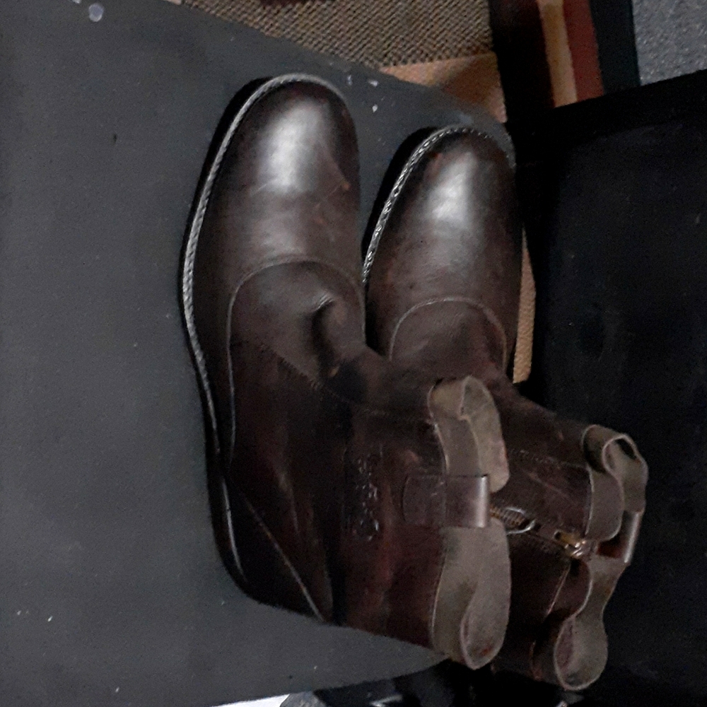 Shoe